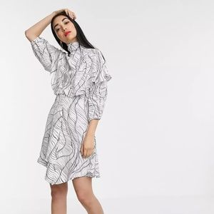 ASOS WHITE High Neck Monochrome Mini Dress with Three-quarter Sleeves M *NWT*